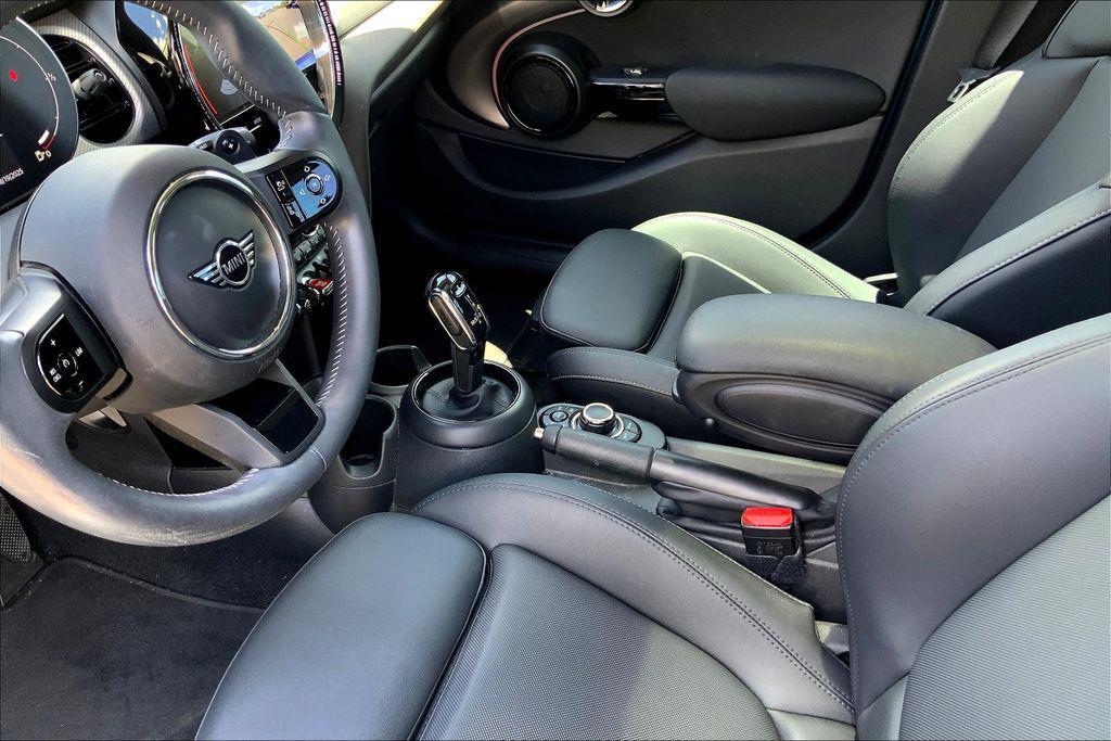 used 2023 MINI Hardtop car, priced at $26,495