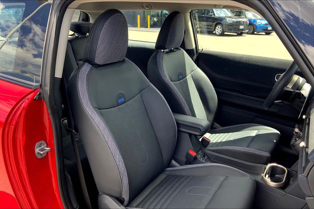 used 2025 MINI Hardtop car, priced at $29,695