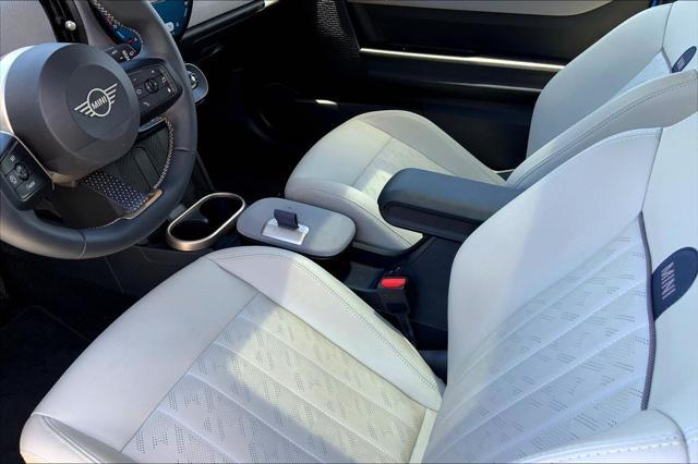 used 2025 MINI Hardtop car, priced at $30,995