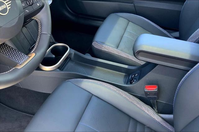 used 2025 MINI Hardtop car, priced at $29,795