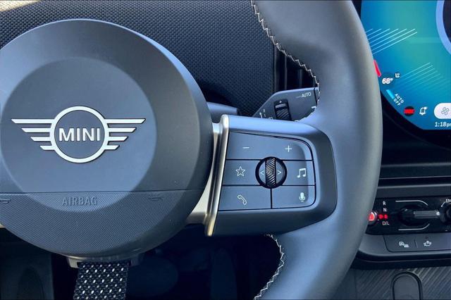 used 2025 MINI Hardtop car, priced at $29,795