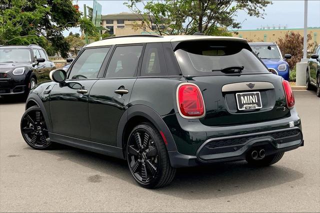 used 2023 MINI Hardtop car, priced at $27,495