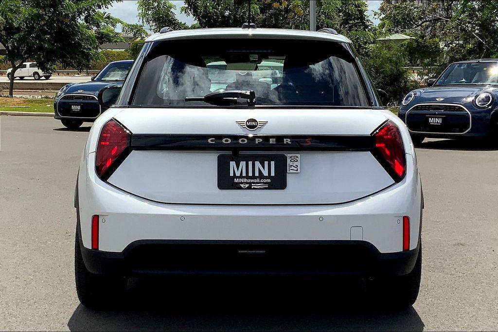 new 2025 MINI Hardtop car, priced at $38,985