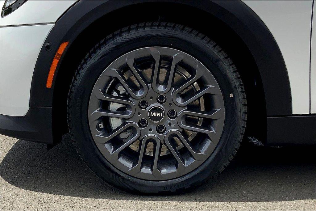 new 2025 MINI Hardtop car, priced at $38,985