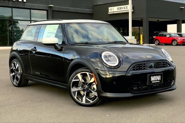 new 2025 MINI Hardtop car, priced at $33,280