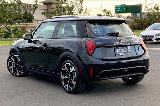 new 2025 MINI Hardtop car, priced at $33,280