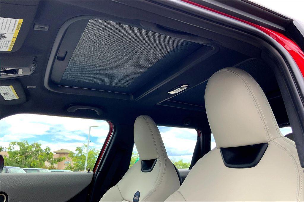 new 2025 MINI Hardtop car, priced at $40,185