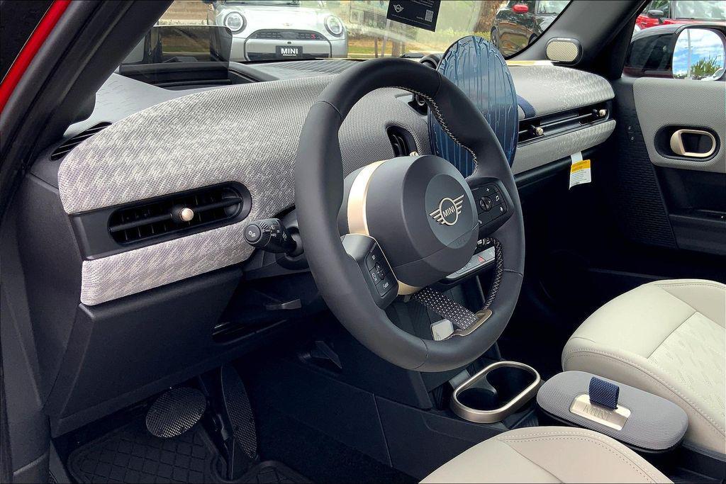 new 2025 MINI Hardtop car, priced at $40,185
