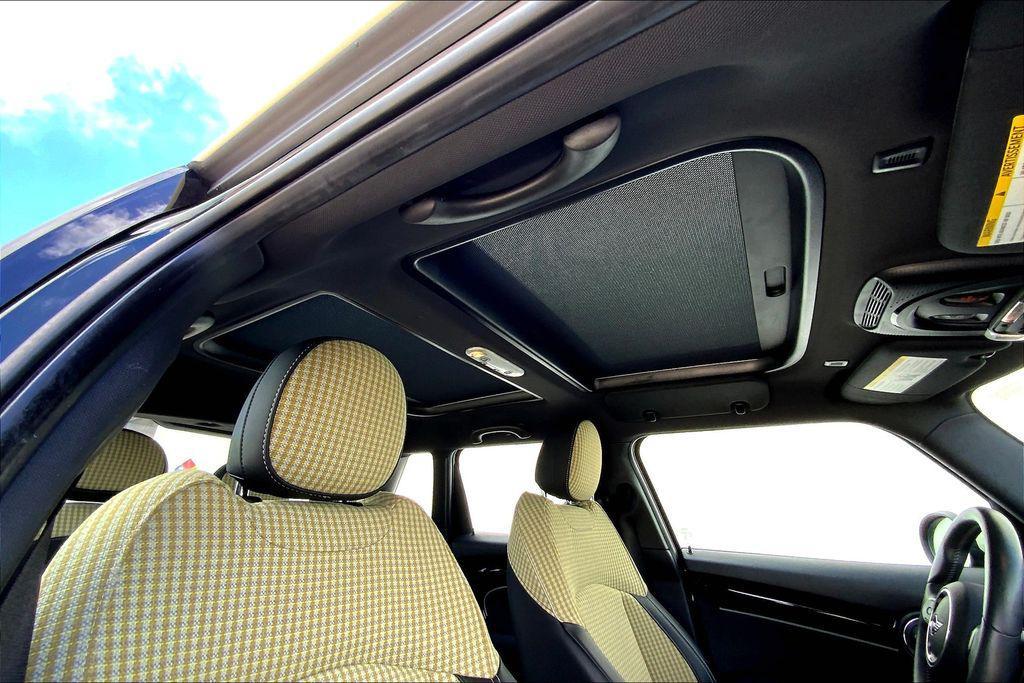 used 2023 MINI Hardtop car, priced at $27,895