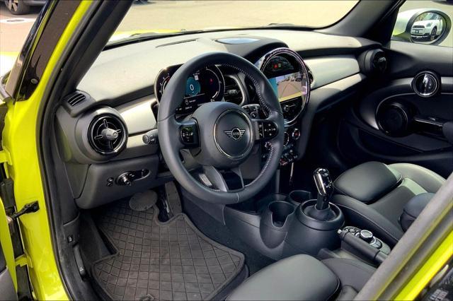 used 2023 MINI Hardtop car, priced at $26,495