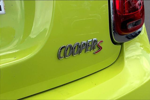 used 2023 MINI Hardtop car, priced at $26,495