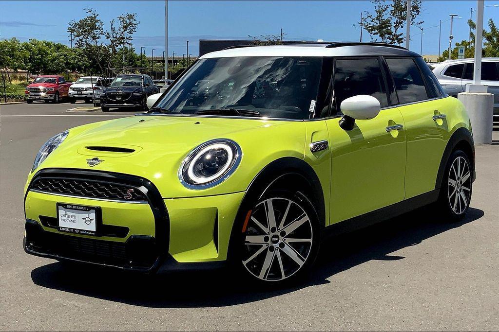 used 2023 MINI Hardtop car, priced at $26,495