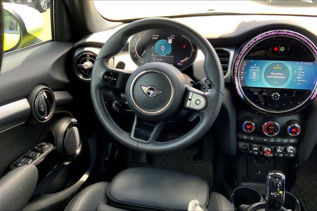 used 2023 MINI Hardtop car, priced at $26,495