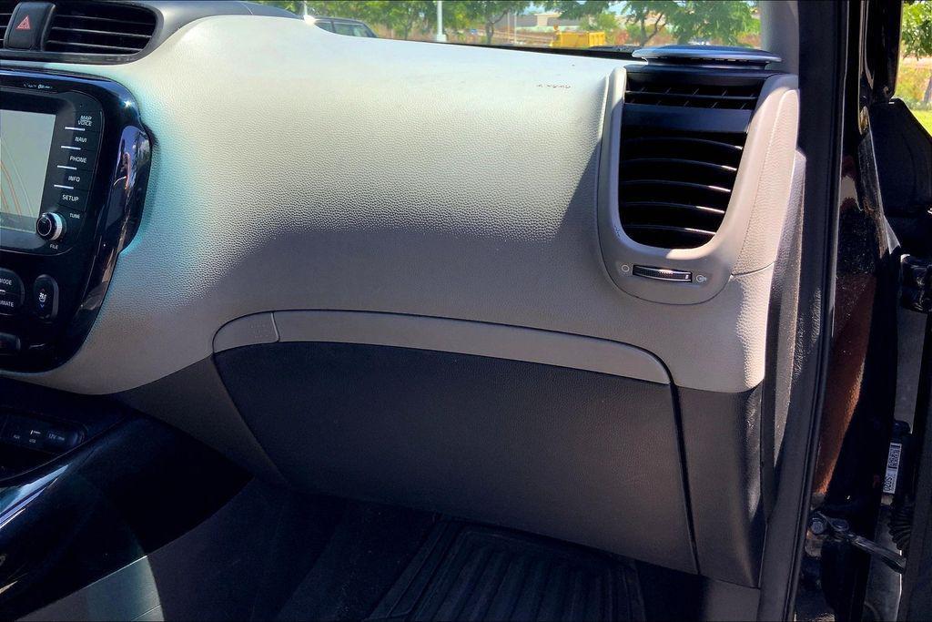 used 2016 Kia Soul car, priced at $8,995