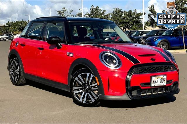 used 2022 MINI Hardtop car, priced at $25,495