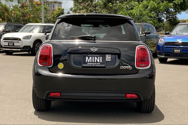 used 2024 MINI Hardtop car, priced at $25,995
