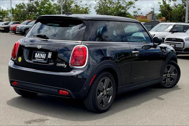 used 2024 MINI Hardtop car, priced at $25,995