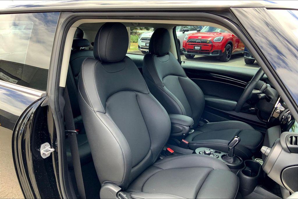 used 2024 MINI Hardtop car, priced at $24,995