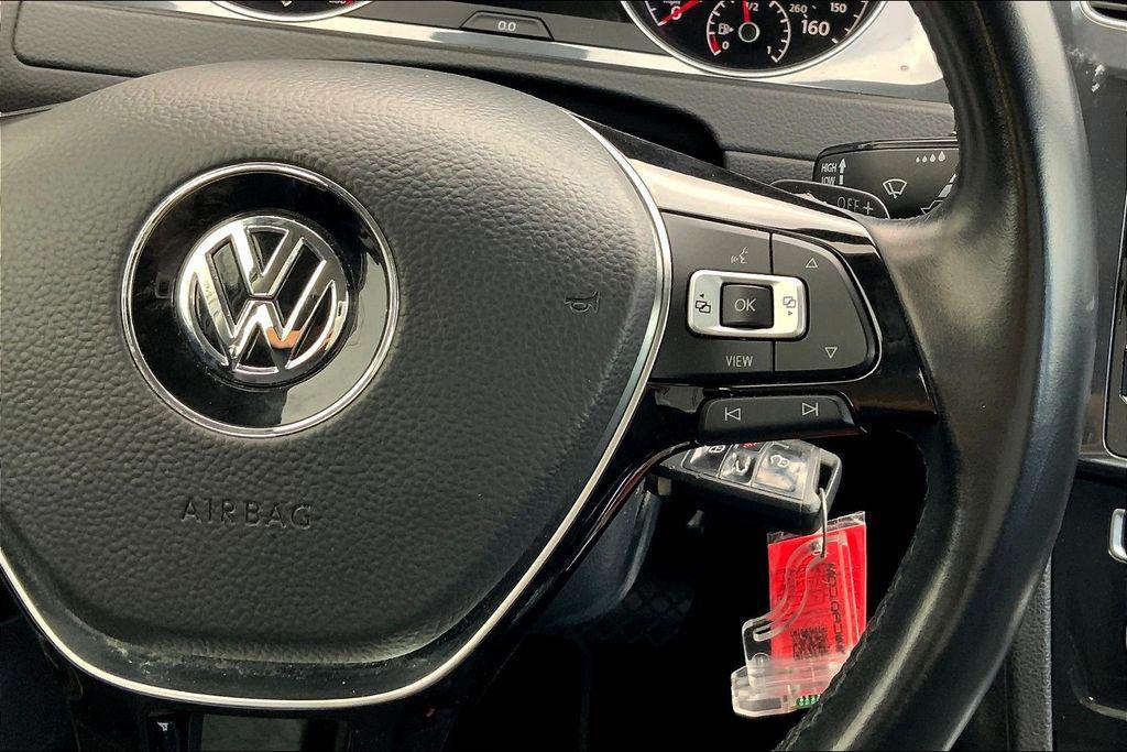 used 2019 Volkswagen Golf SportWagen car, priced at $19,995