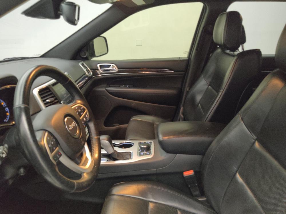 used 2016 Jeep Grand Cherokee car, priced at $18,295