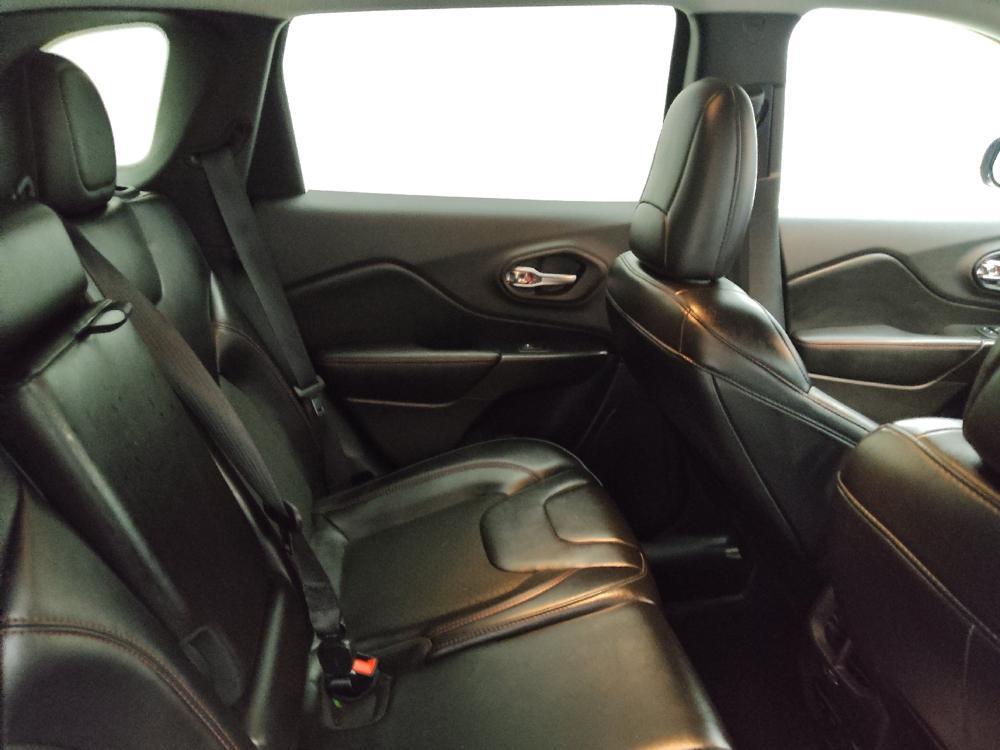 used 2020 Jeep Cherokee car, priced at $20,195