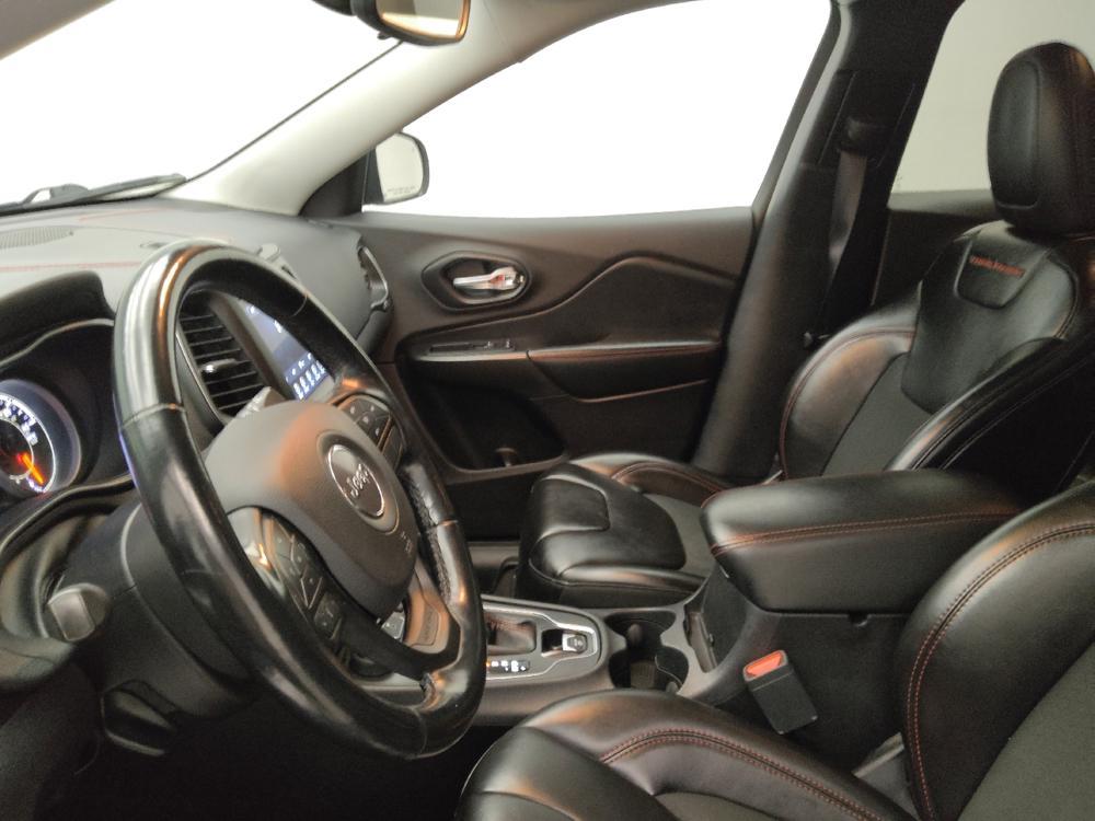 used 2020 Jeep Cherokee car, priced at $20,195