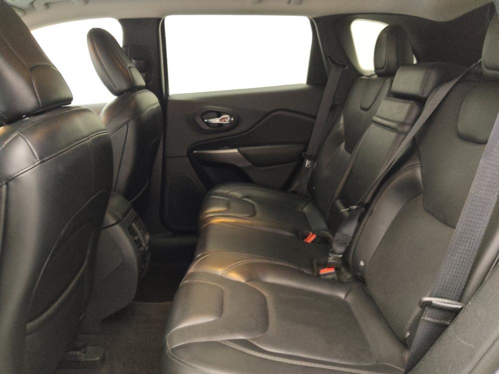 used 2019 Jeep Cherokee car, priced at $18,595