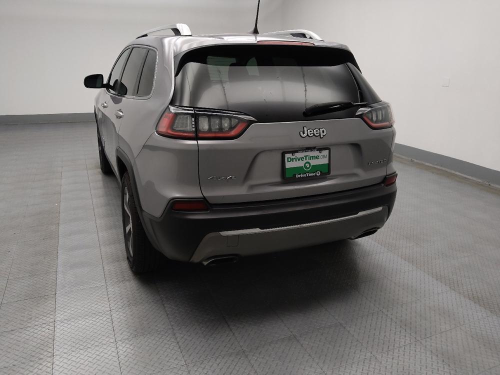 used 2019 Jeep Cherokee car, priced at $16,895