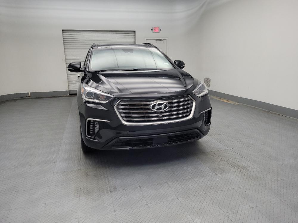 used 2018 Hyundai Santa Fe car, priced at $19,195