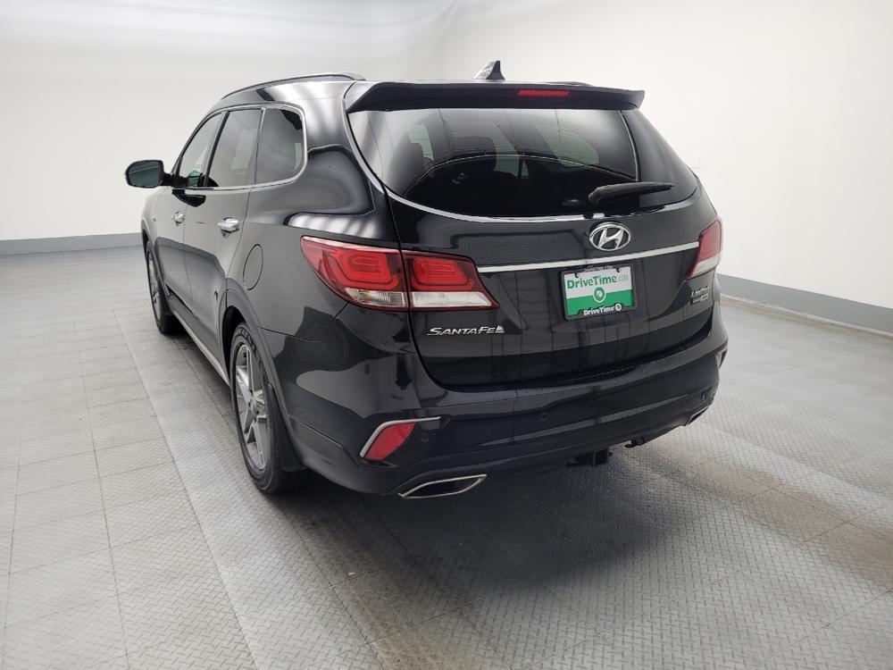 used 2018 Hyundai Santa Fe car, priced at $19,195