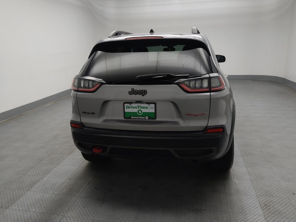 used 2019 Jeep Cherokee car, priced at $15,095