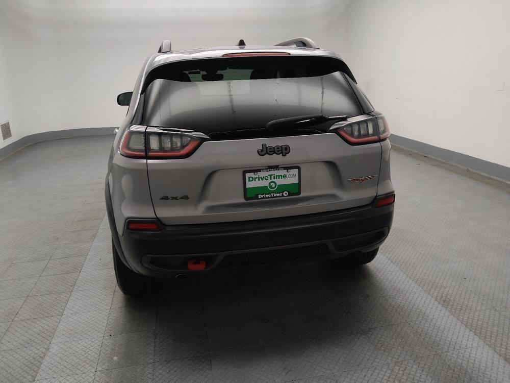 used 2019 Jeep Cherokee car, priced at $15,095