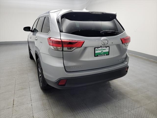 used 2019 Toyota Highlander car, priced at $28,995