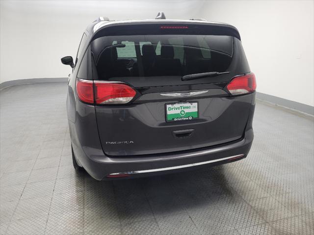 used 2020 Chrysler Pacifica car, priced at $15,495