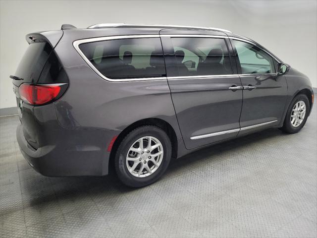 used 2020 Chrysler Pacifica car, priced at $15,495