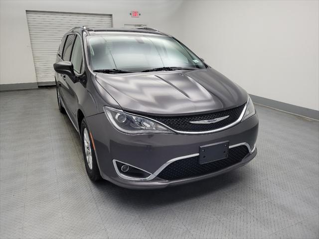 used 2020 Chrysler Pacifica car, priced at $15,495