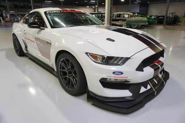 used 2017 Ford Shelby GT350 car