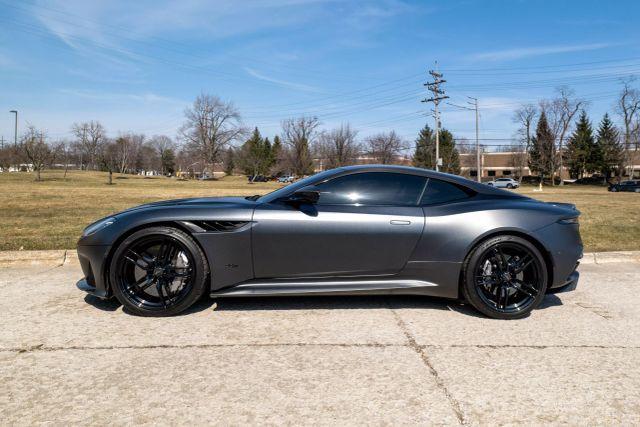 used 2022 Aston Martin DBS car