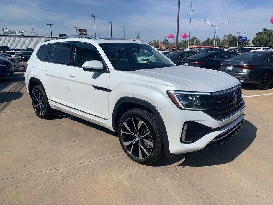 new 2025 Volkswagen Atlas car, priced at $54,581