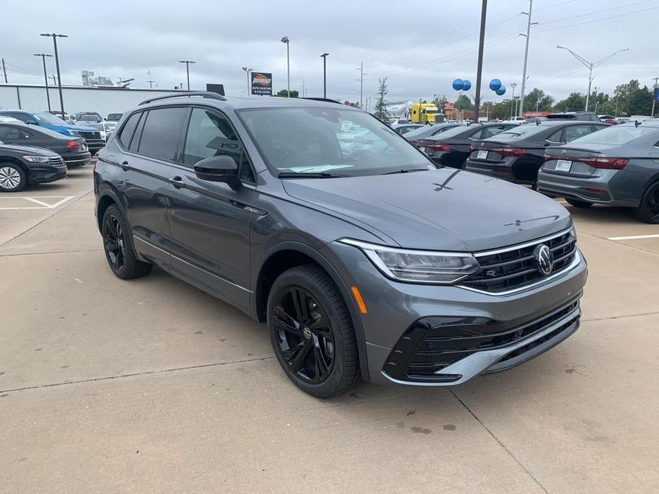 new 2024 Volkswagen Tiguan car, priced at $35,726