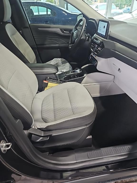 used 2023 Ford Escape car, priced at $19,999