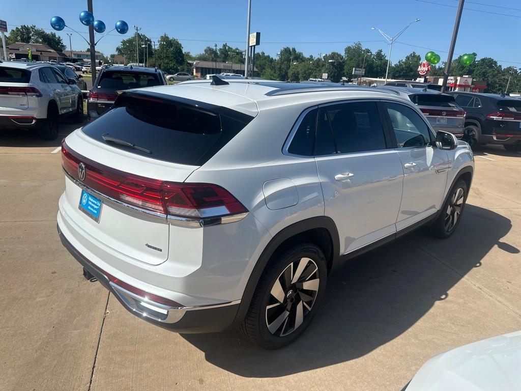 new 2024 Volkswagen Atlas Cross Sport car, priced at $42,613