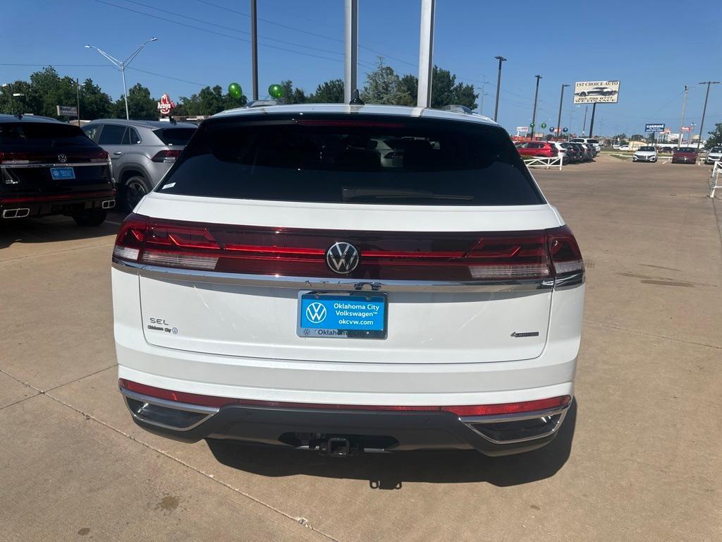 new 2024 Volkswagen Atlas Cross Sport car, priced at $42,613