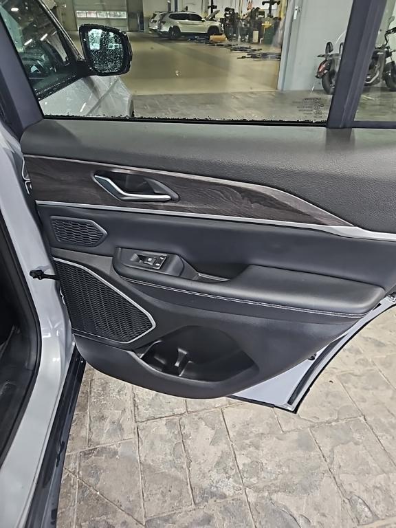 used 2023 Jeep Grand Cherokee 4xe car, priced at $27,899