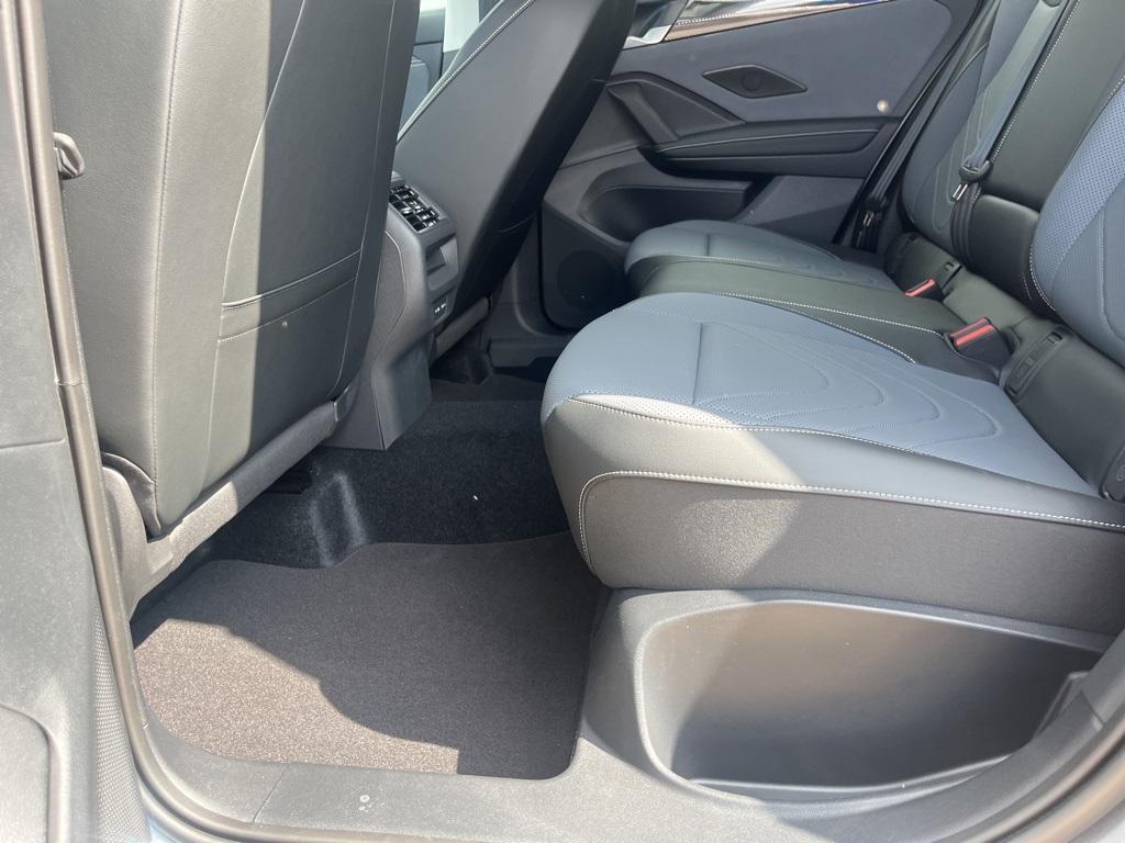 new 2025 Volkswagen Tiguan car, priced at $33,021