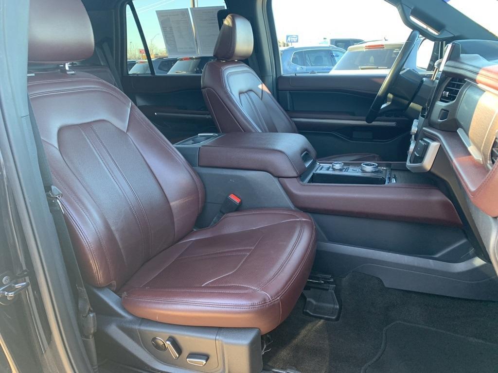 used 2022 Ford Expedition car, priced at $41,587