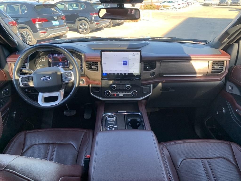 used 2022 Ford Expedition car, priced at $41,587