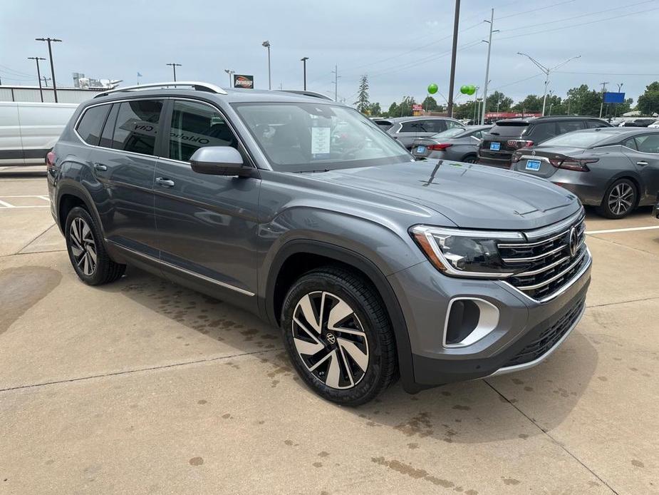 new 2024 Volkswagen Atlas car, priced at $46,459