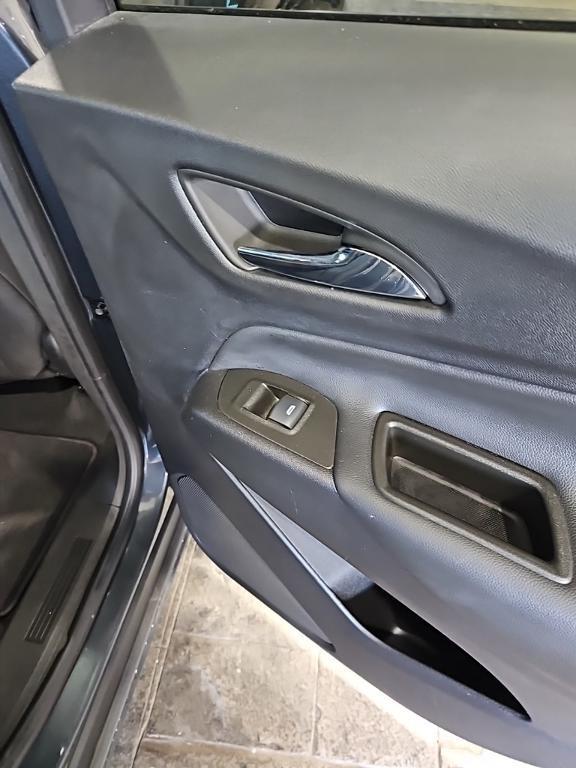 used 2023 Chevrolet Equinox car, priced at $17,245