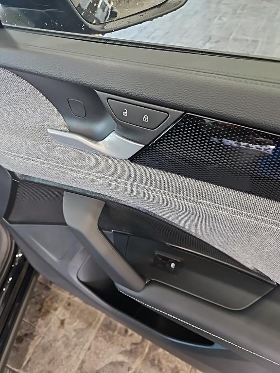 new 2025 Volkswagen Tiguan car, priced at $30,233